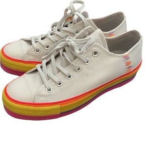 Multicolor Platform Chuck Taylors Lo Top. Size 8.5.